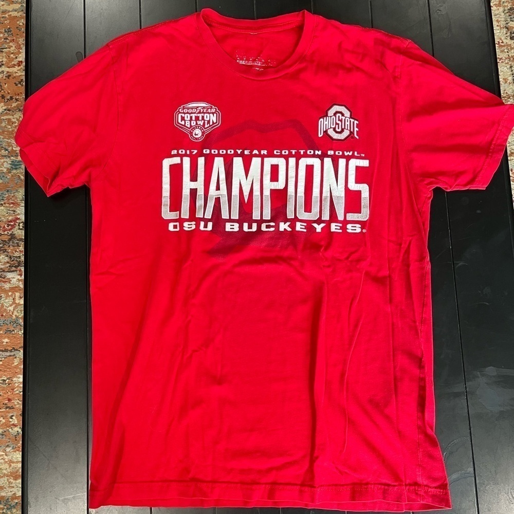 289c Ohio State University Buckeyes (OSU) 2017 Cotton Bowl Champion shirt Medium